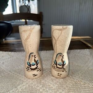Red Wing Bob White Bird Salt & Pepper Shakers - Beige with Turquoise Accents